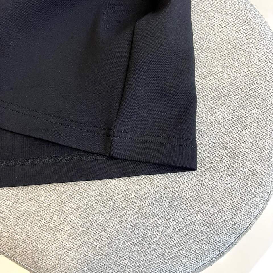 Dio迪奥、【高品质】25s秋冬款新品中领套头长袖T恤卫衣，面料采用舒弹莫代尔棉空气层/新疆棉混纺 特性