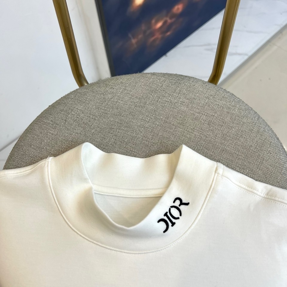 Dio迪奥、【高品质】25s秋冬款新品中领套头长袖T恤卫衣，面料采用舒弹莫代尔棉空气层/新疆棉混纺 特性