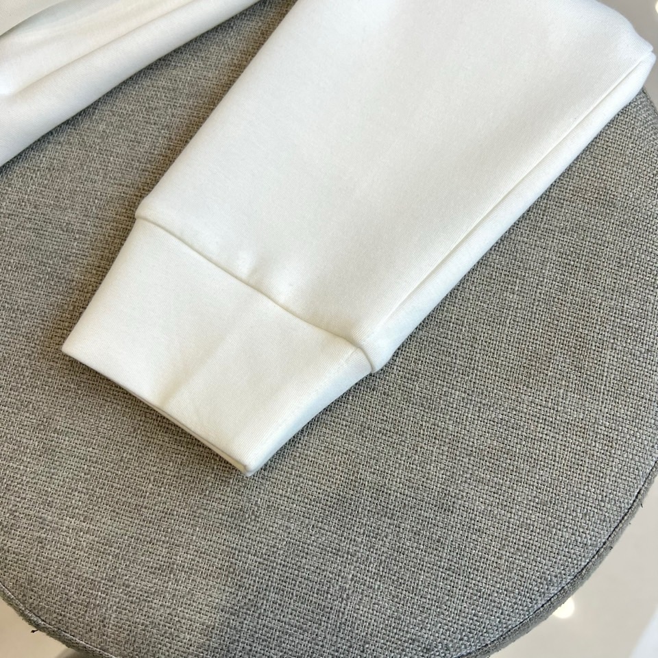 Dio迪奥、【高品质】25s秋冬款新品中领套头长袖T恤卫衣，面料采用舒弹莫代尔棉空气层/新疆棉混纺 特性