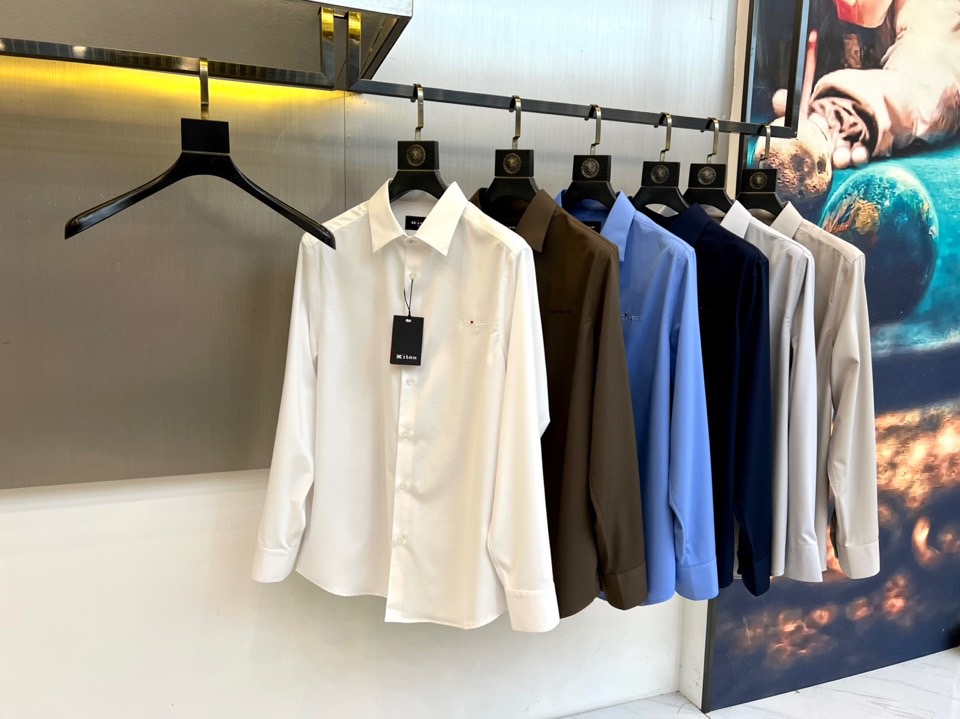 KITON奇顿、25s秋冬新品男士衬衣，来自意大利那不勒斯的顶级奢华，Kiton白衬衫以100%纯棉面料