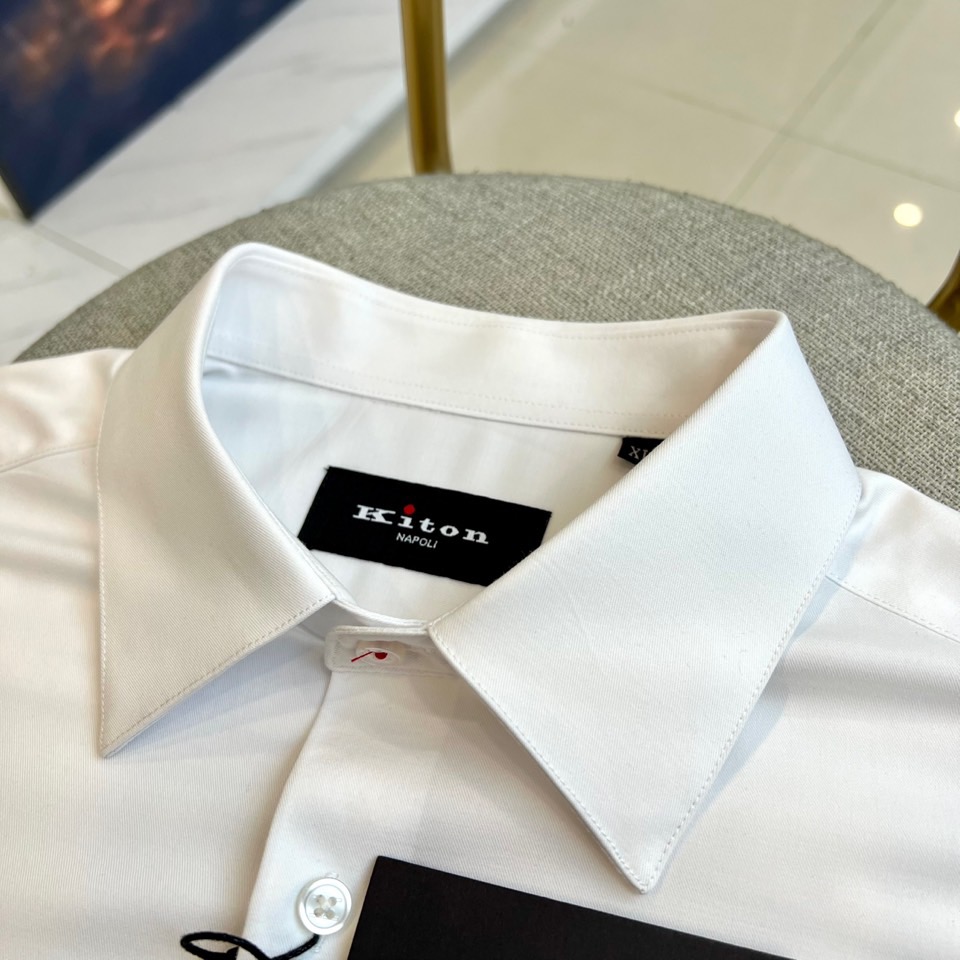 KITON奇顿、25s秋冬新品男士衬衣，来自意大利那不勒斯的顶级奢华，Kiton白衬衫以100%纯棉面料