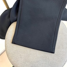 Gucc古驰、25s新品男士抽绳休闲卫裤!绝对日常休闲通勤款,运动户外兼备款!内搭单穿都合适!制作工艺令 Gucc古驰、25s新品男士抽绳休闲卫裤!绝对日常休闲通勤款,运动户外兼备款!内搭单穿都合适!制作工艺令
