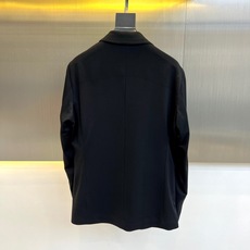 Brunello cucinelli-BC、2025春夏新款西服外套。 进口面料2.5%羊绒2.5%氨纶 Brunello cucinelli-BC、2025春夏新款西服外套。 进口面料2.5%羊绒2.5%氨纶
