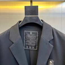 Brunello cucinelli-BC、2025春夏新款西服外套。 进口面料2.5%羊绒2.5%氨纶 Brunello cucinelli-BC、2025春夏新款西服外套。 进口面料2.5%羊绒2.5%氨纶