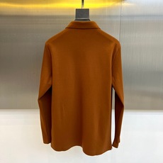 Loro Piana-lP🆕、25秋冬精品长袖POLO系列。• 左胸经典刺绣徽标:精绣字母Logo与盾形 Loro Piana-lP🆕、25秋冬精品长袖POLO系列。• 左胸经典刺绣徽标:精绣字母Logo与盾形