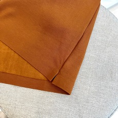 Loro Piana-lP🆕、25秋冬精品长袖POLO系列。• 左胸经典刺绣徽标:精绣字母Logo与盾形 Loro Piana-lP🆕、25秋冬精品长袖POLO系列。• 左胸经典刺绣徽标:精绣字母Logo与盾形