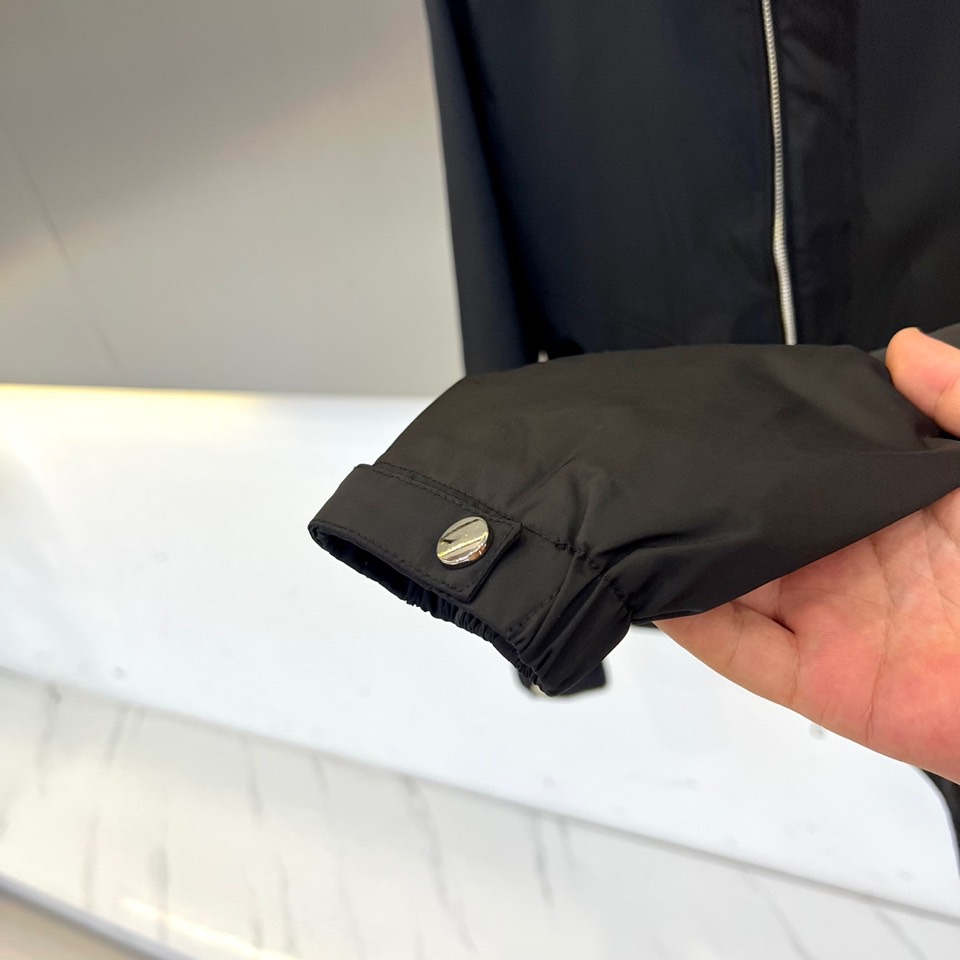 LORO PIANA、25s秋冬新品立领外套夹克，当意大利匠心邂逅户外灵感——LORO PIANA以专利