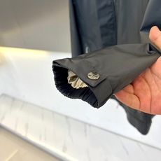 LORO PIANA、25s秋冬新品立领外套夹克,当意大利匠心邂逅户外灵感——LORO PIANA以专利 LORO PIANA、25s秋冬新品立领外套夹克,当意大利匠心邂逅户外灵感——LORO PIANA以专利