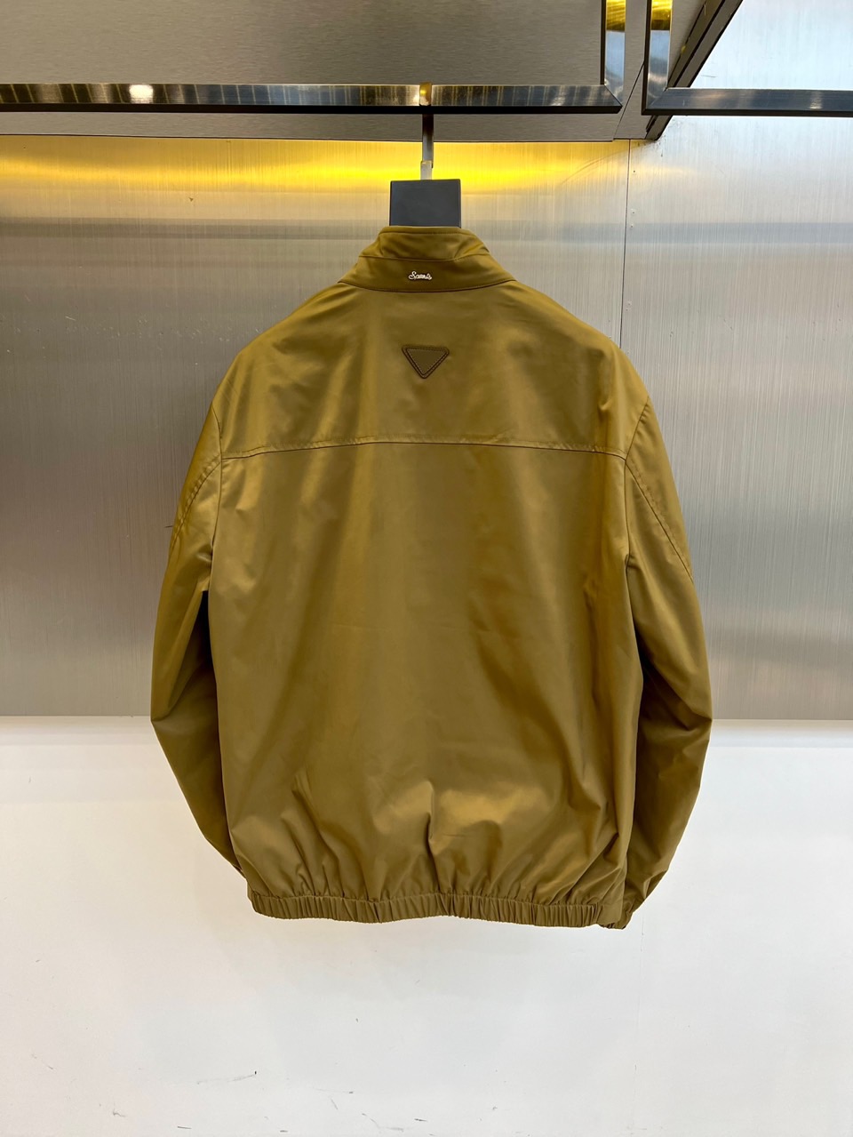LORO PIANA、25s秋冬新品立领外套夹克，当意大利匠心邂逅户外灵感——LORO PIANA以专利