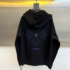 Chrome Hearts 克罗心、2025秋冬新品黑色连帽拉链加绒卫衣,以品牌标志性的暗黑美学诠释街头 Chrome Hearts 克罗心、2025秋冬新品黑色连帽拉链加绒卫衣,以品牌标志性的暗黑美学诠释街头