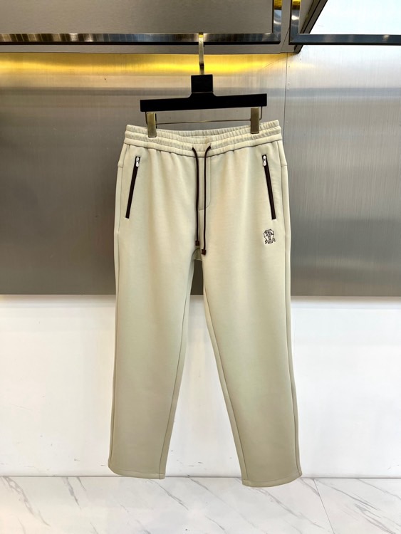 Brunello Cucinelli、2025秋冬新品男士休闲运动裤，以100%棉质针织面料打造，亲肤透