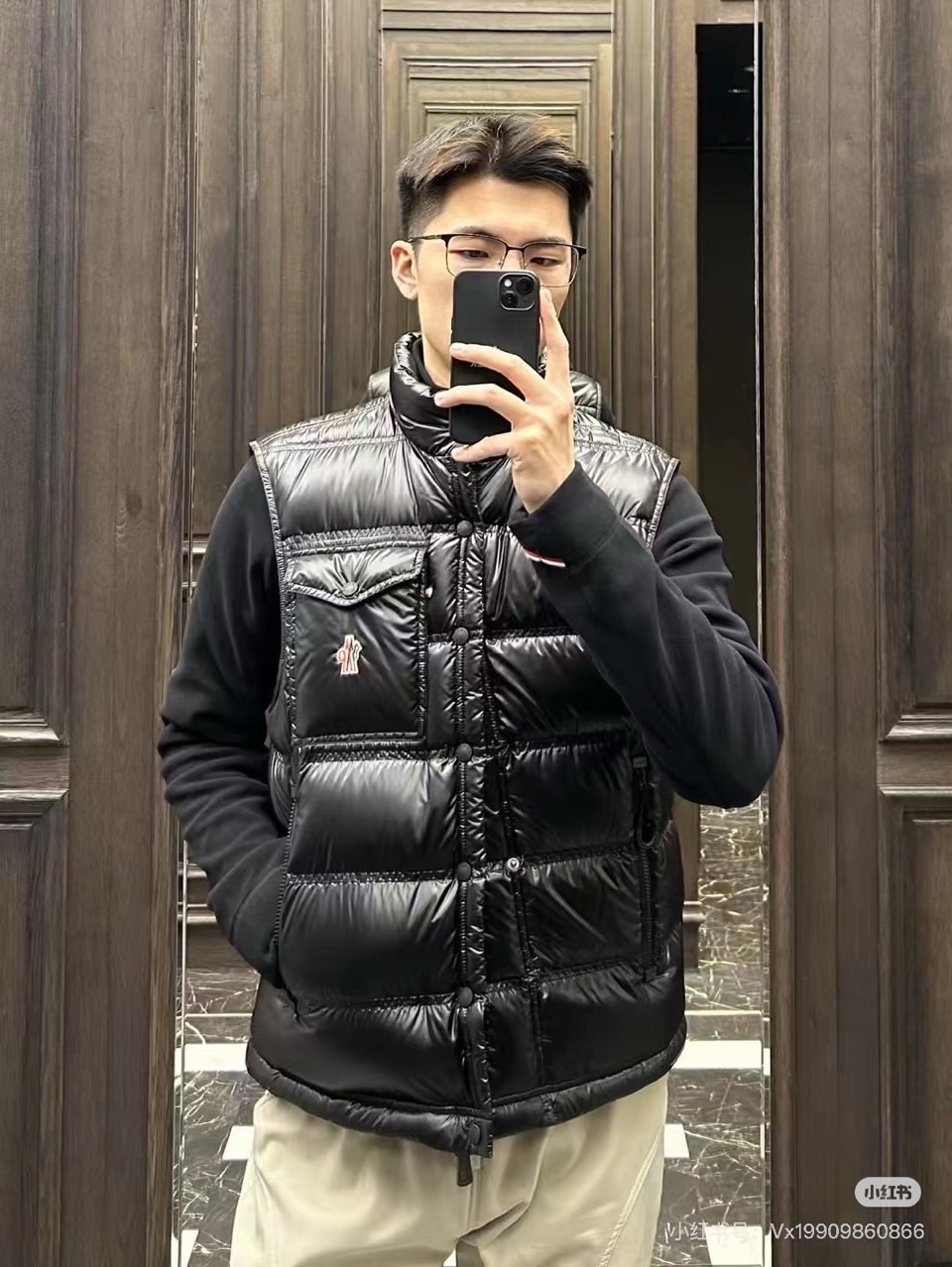 Mon蒙口、2025FWNantu系列男士羽绒马甲。Nantu羽绒马甲Nantu羽绒马甲可提供保护而不显