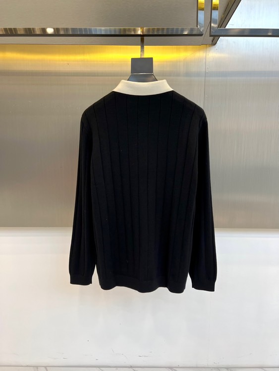 Brunello Cucinelli-BC，2025秋冬新品男士羊毛🐑针织衫，以优雅撞色设计演绎现代绅士