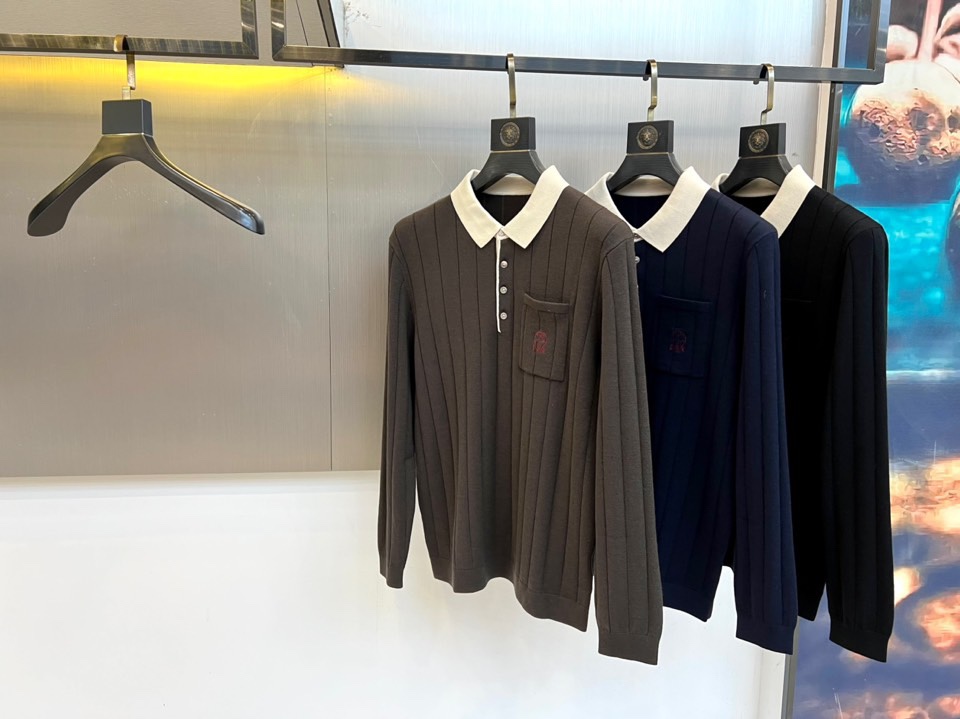 Brunello Cucinelli-BC，2025秋冬新品男士羊毛🐑针织衫，以优雅撞色设计演绎现代绅士