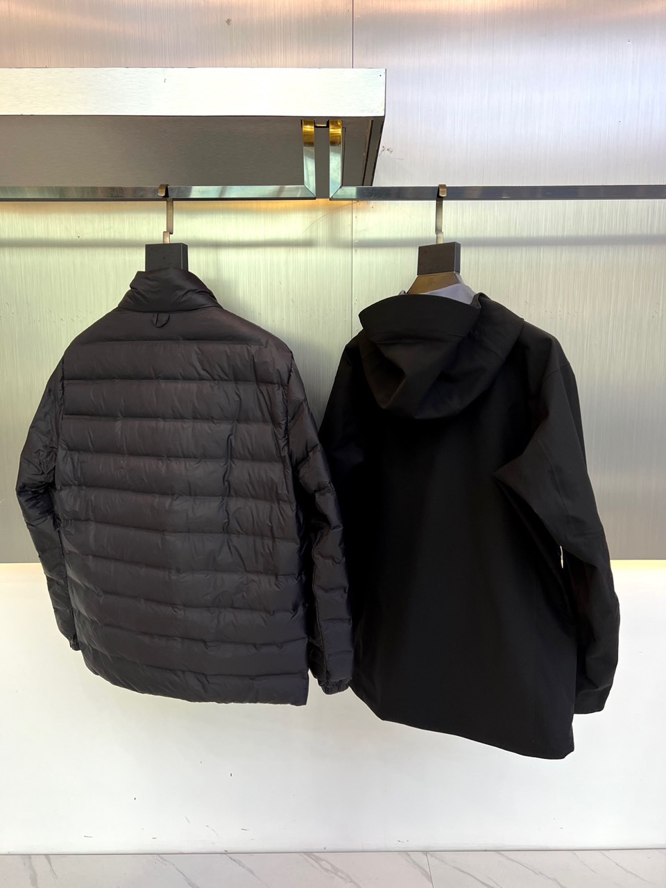 ARC’TERYX始祖鸟、高端定制户外冲锋衣鸟家三合一 埃尔法SV系列6代 《带救援反射器》还原zP该有