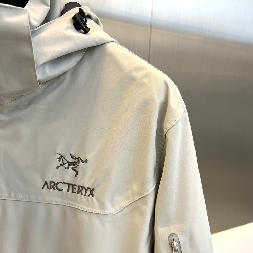 Arcteryx 始祖鸟-今年鸟家王炸款三合一冲锋衣羽绒服了来了！一衣三穿！内胆带logo轻薄户外级羽绒
