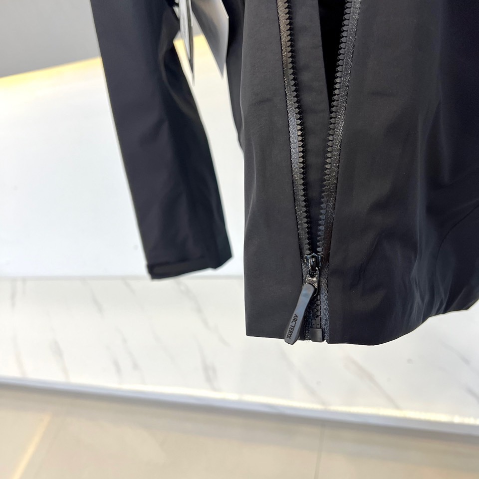 Arcteryx始祖鸟顶级 🐦家BETA-LIGHTWEIGHT王炸💣三合一 羽绒服。Arcteryx始