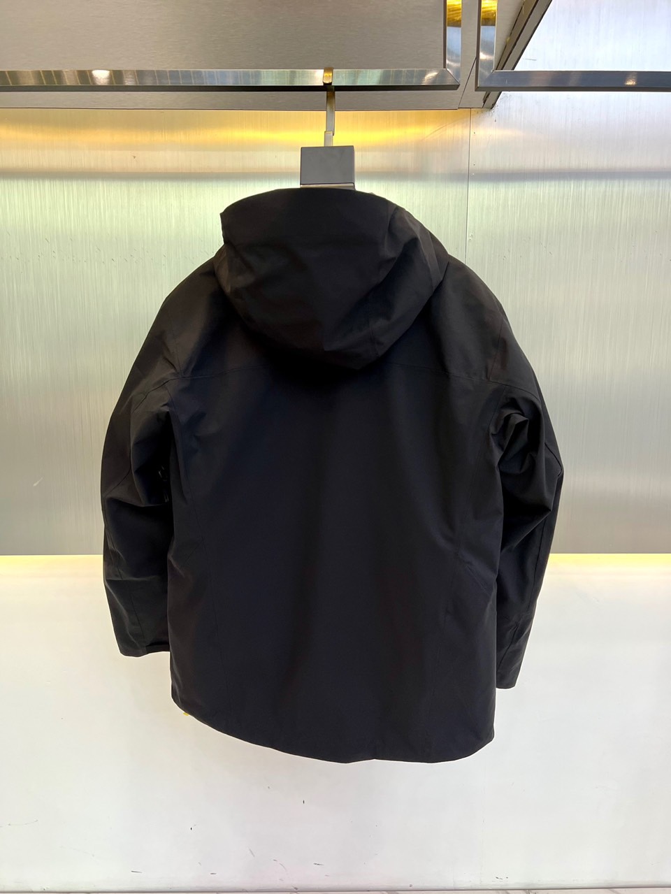 ARC’TERYX始祖鸟、今年鸟家王炸款三合一冲锋衣羽绒服了来了！一衣三穿！内胆带logo轻薄户外级羽绒