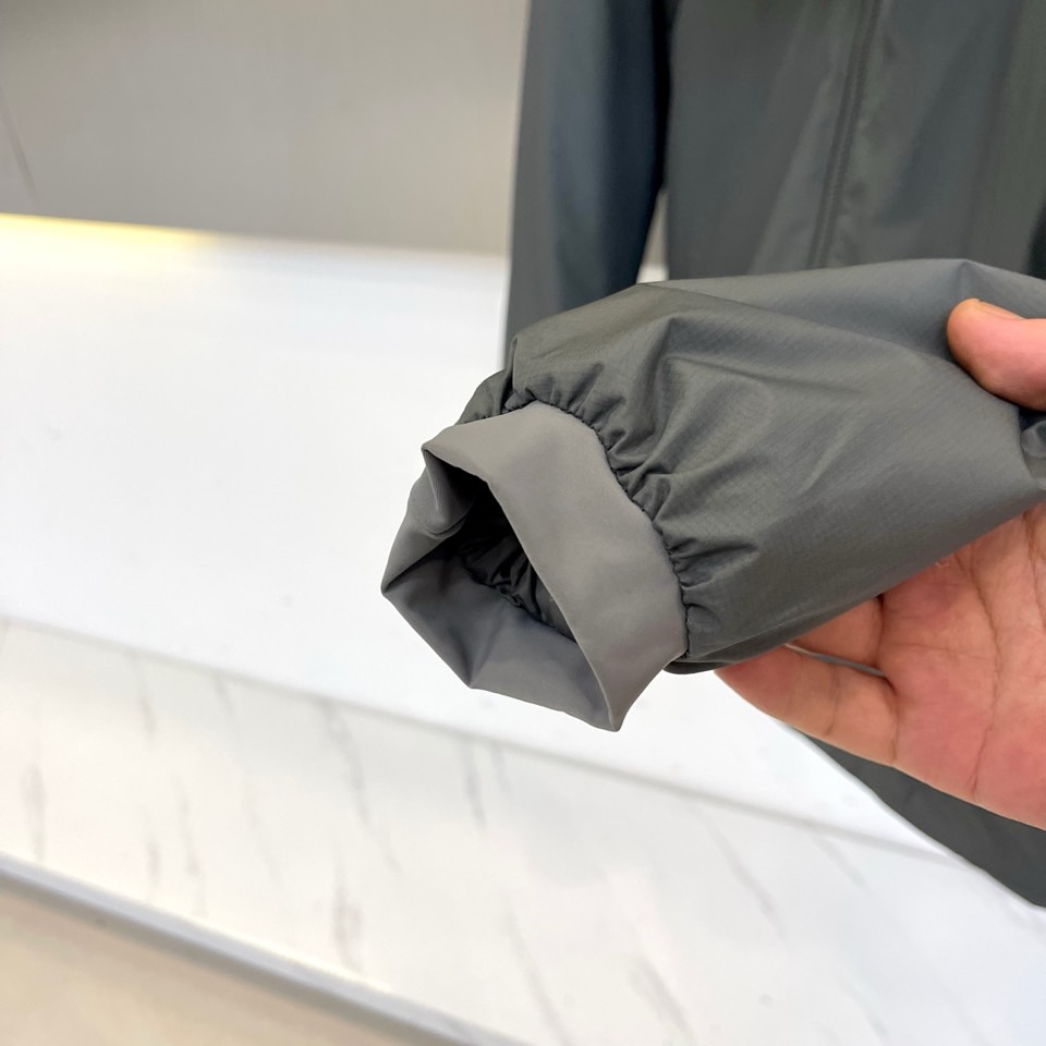 ARC'TERYX 始祖鸟、25AW秋冬新品轻量棉服 | 阿童木棉服山系机能，都市型格。专业清量保暖，1