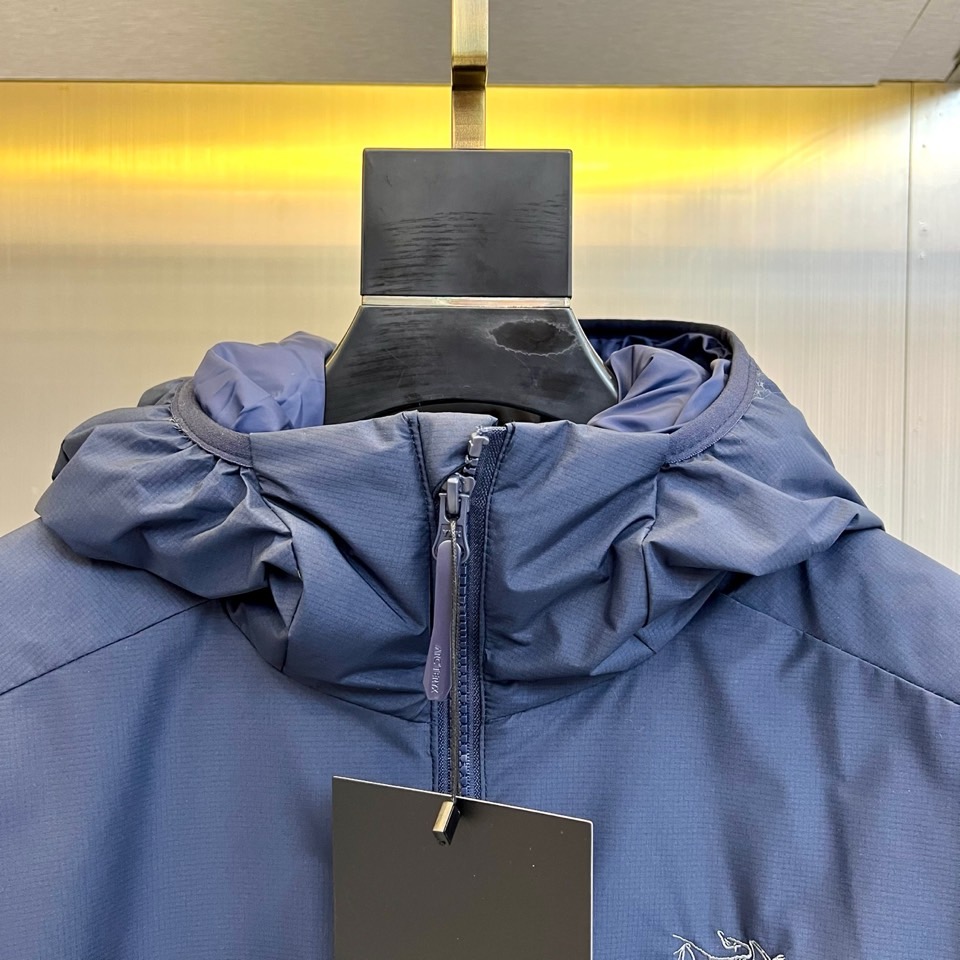 ARC'TERYX 始祖鸟、25AW秋冬新品轻量棉服 | 阿童木棉服山系机能，都市型格。专业清量保暖，1