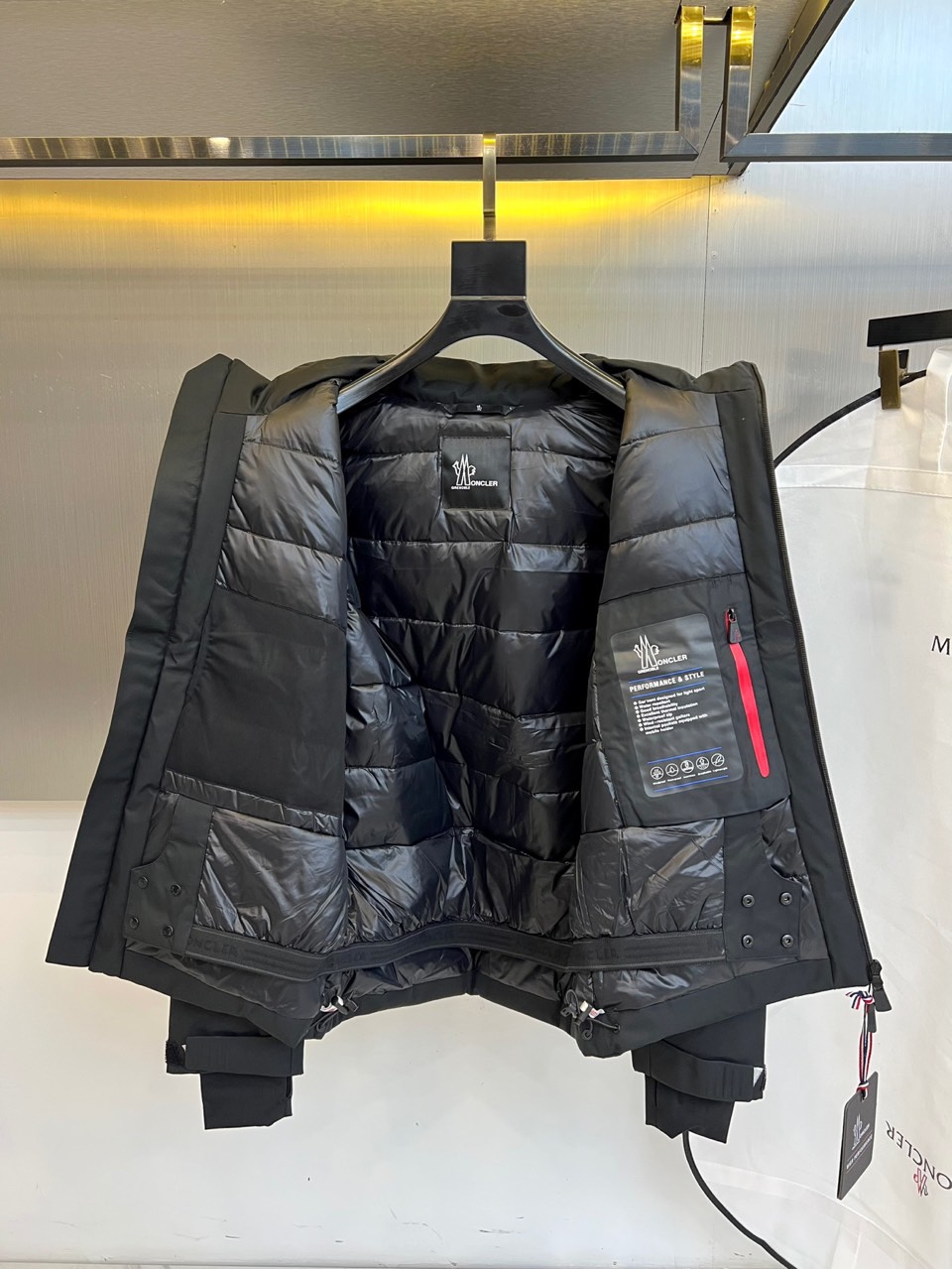 MON蒙口（高端白鹅绒）、2025秋冬新品