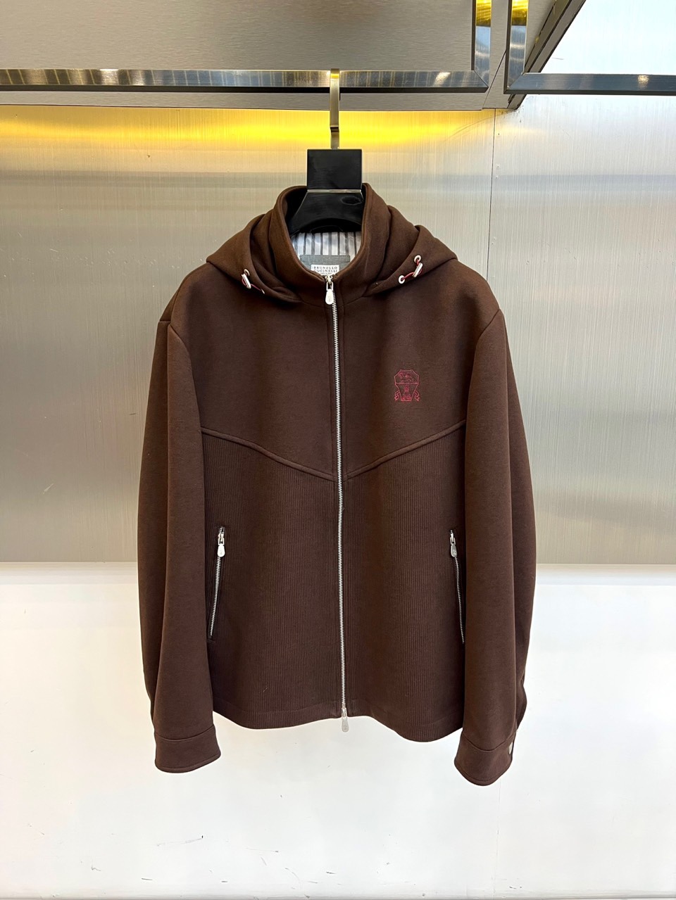 Brunello Cucinelli-BC、2025秋冬新品连帽夹克外套，以顶级天然面料诠释意式优雅，重