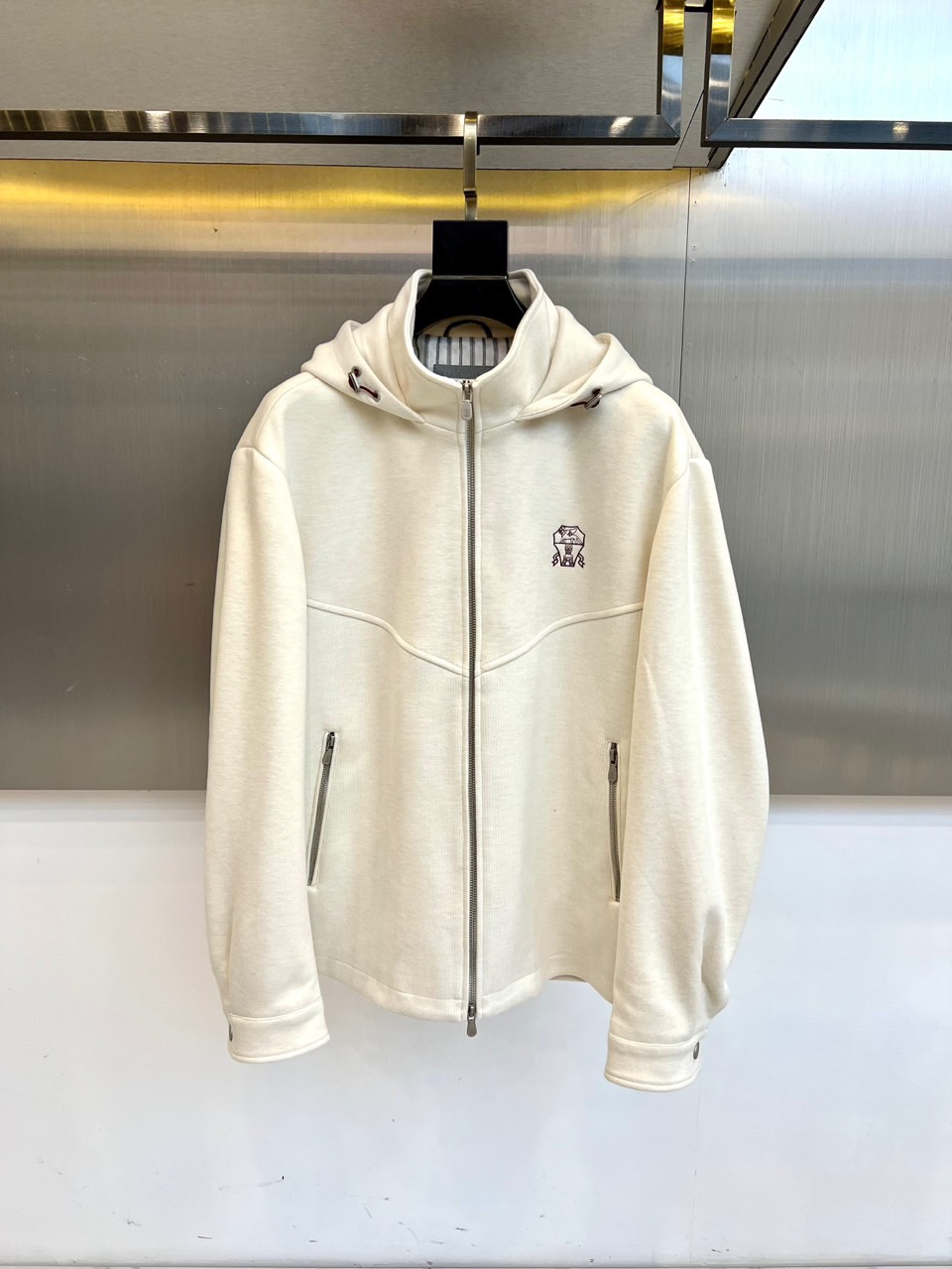 Brunello Cucinelli-BC、2025秋冬新品连帽夹克外套，以顶级天然面料诠释意式优雅，重