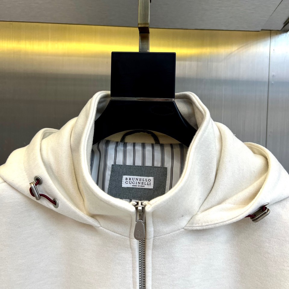 Brunello Cucinelli-BC、2025秋冬新品连帽夹克外套，以顶级天然面料诠释意式优雅，重