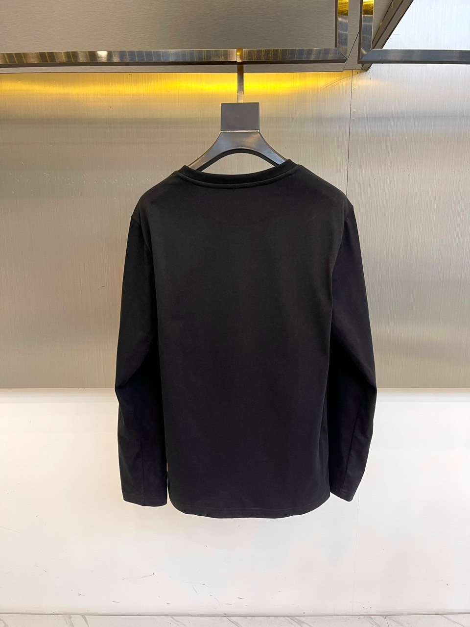 Brunello Cucinelli 2025秋冬系列。延续BC标志性的精湛工艺。2025秋冬系列以温润