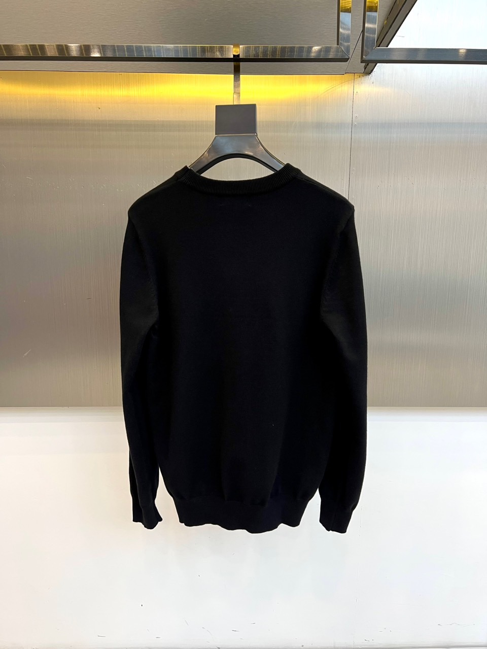 Brunello Cucinelli-BC，BC 2025秋冬系列新品圆领长袖针织衫，采用68%羊毛、2