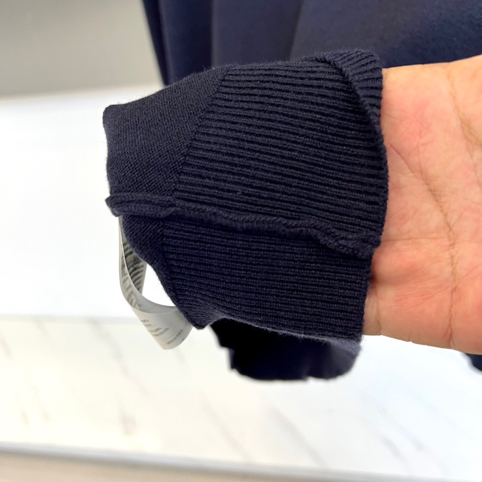 Brunello Cucinelli-BC，BC 2025秋冬系列新品圆领长袖针织衫，采用68%羊毛、2