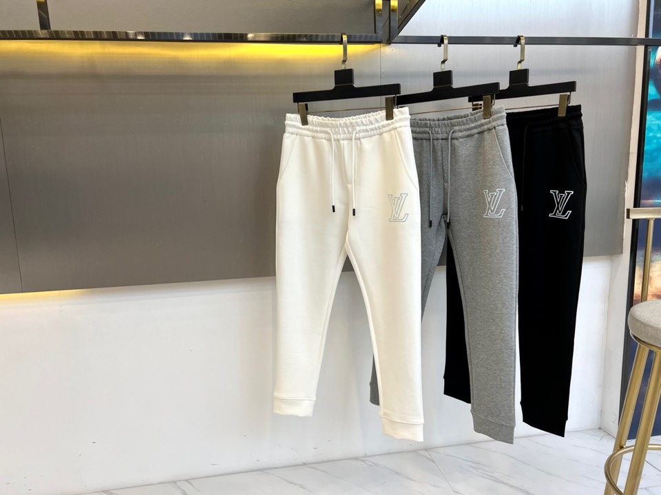 1v威登、 2025s秋冬新款空气层棉质抽绳卫裤，男士经典印花徽标时尚运动休闲抽绳卫裤！采用客供进口26