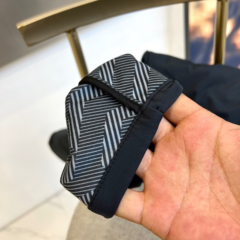 Arcteryx 始祖鸟、御寒利器！ 25S秋冬男士休闲羽绒裤。御寒神裤一条让你感受不到西北风寒冷的轻薄