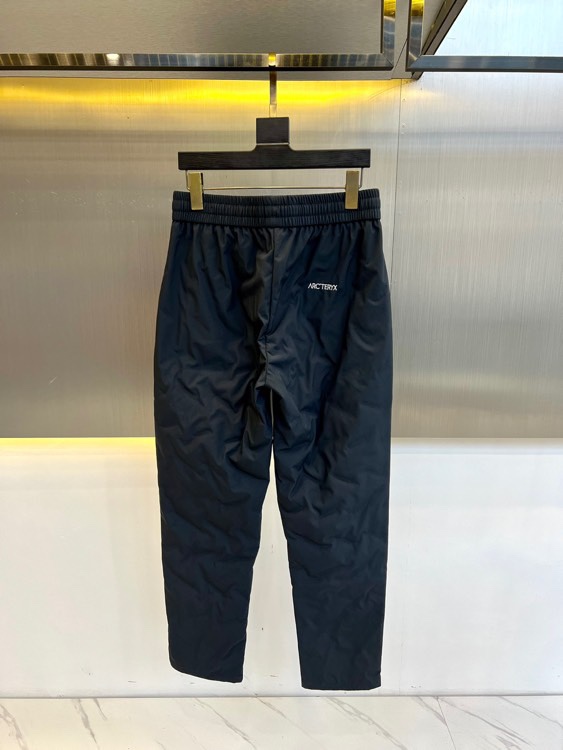 Arcteryx 始祖鸟、御寒利器！ 25S秋冬男士休闲羽绒裤。御寒神裤一条让你感受不到西北风寒冷的轻薄