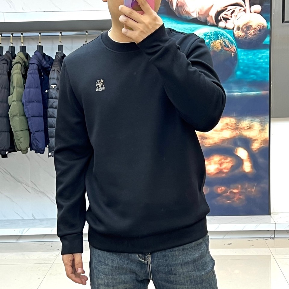 Brunello Cucinelli-2025秋冬新品空气层圆领卫衣，以高级诠释低调奢华的日常着装美学。