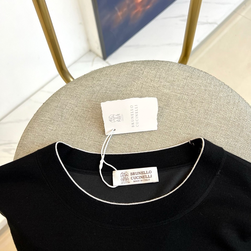 🌾Brunello Cucinelli 、2025秋冬新品男士长袖上衣，以意大利顶级工艺诠释低调奢华的日