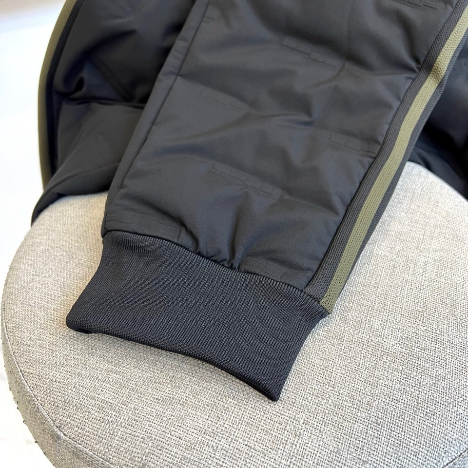 🌾Prad普拉、御寒利器！ 25S秋冬男士休闲羽绒裤。御寒神裤一条让你感受不到西北风寒冷的轻薄款羽绒裤，