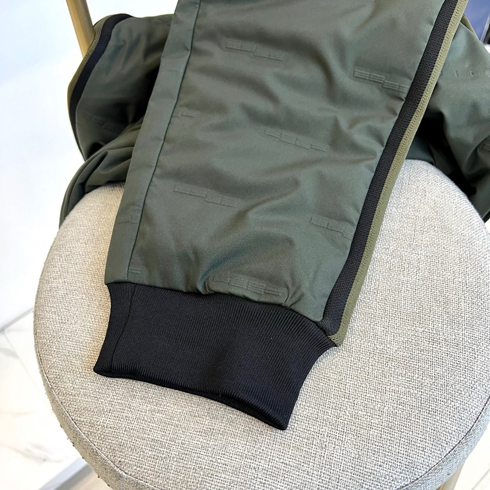 🌾Prad普拉、御寒利器！ 25S秋冬男士休闲羽绒裤。御寒神裤一条让你感受不到西北风寒冷的轻薄款羽绒裤，