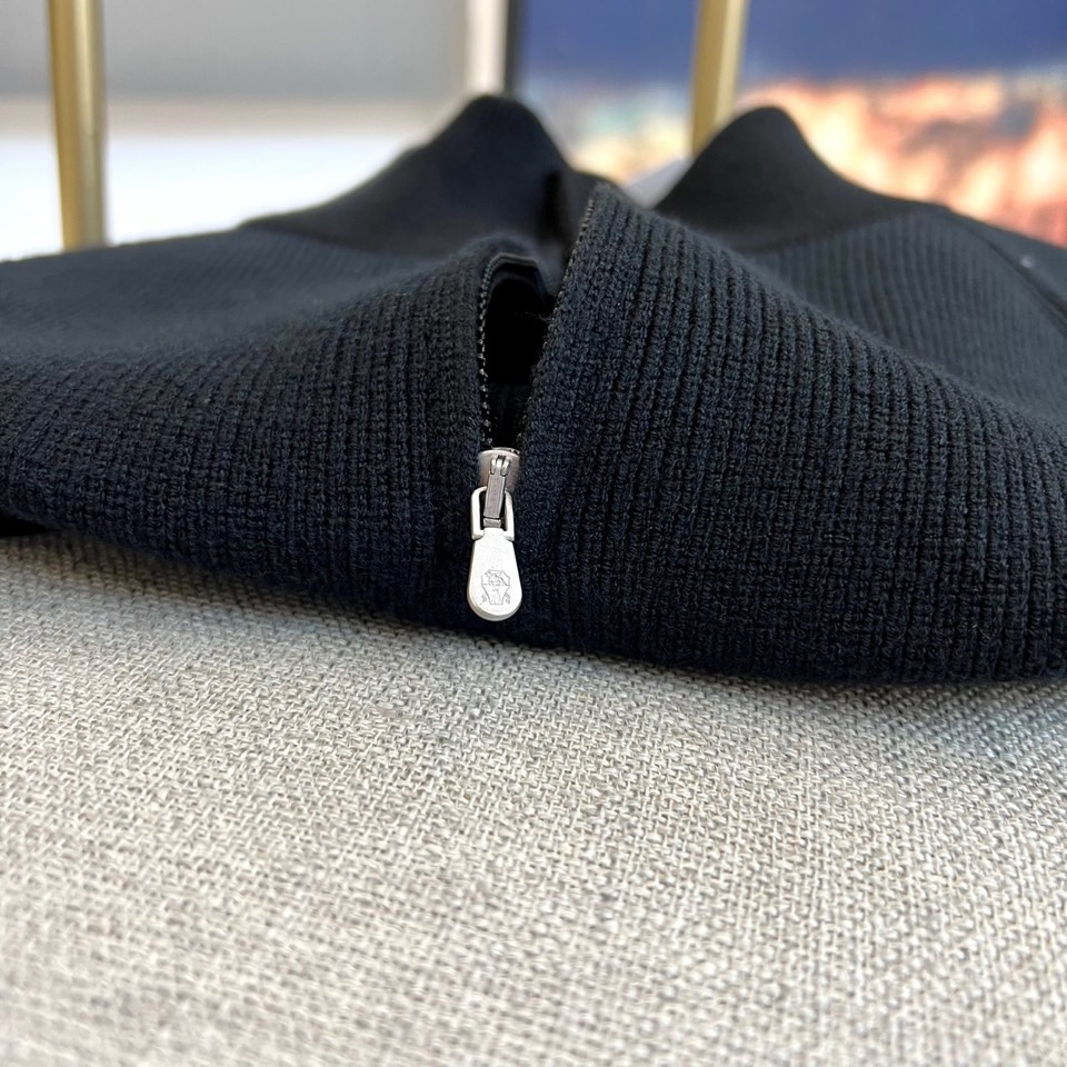 🌾Brunello Cucinelli BC-2025秋冬新品男士半高领拉链设计毛衫。6%绵羊毛+20%