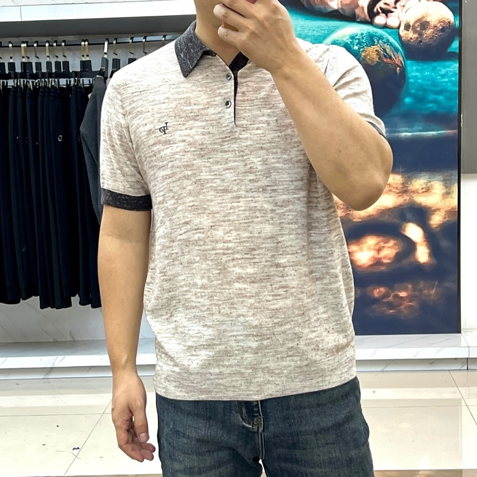 Loro Piana诺悠翩雅、2026春夏新品男士短袖针织Polo衫，匠心打造，巧妙融合现代休闲感与经典