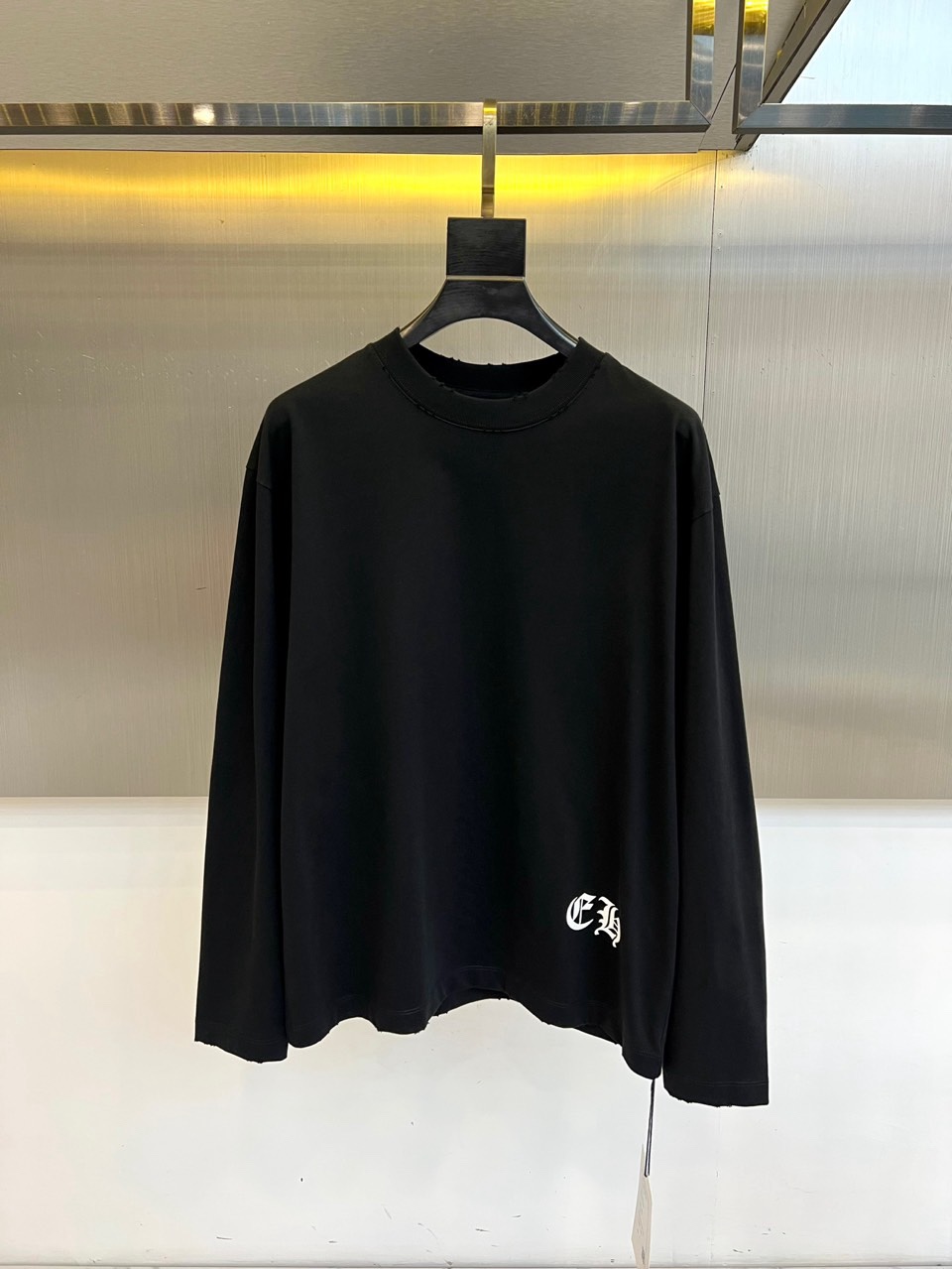 Chrome Herad克罗心、2026春夏新品简约风圆领长袖T恤，纯净底色，打造高级百搭的衣橱刚需。版