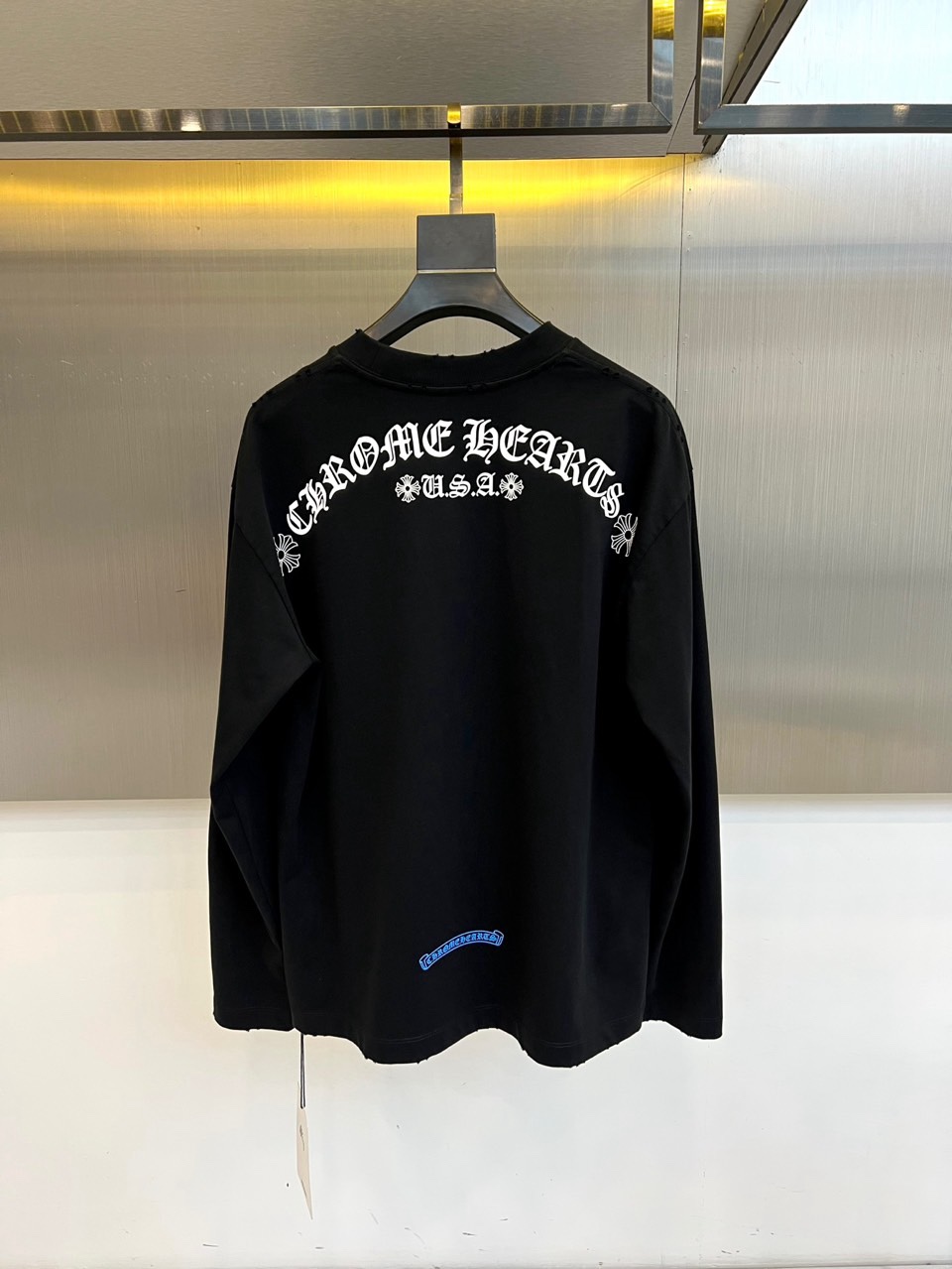 Chrome Herad克罗心、2026春夏新品简约风圆领长袖T恤，纯净底色，打造高级百搭的衣橱刚需。版