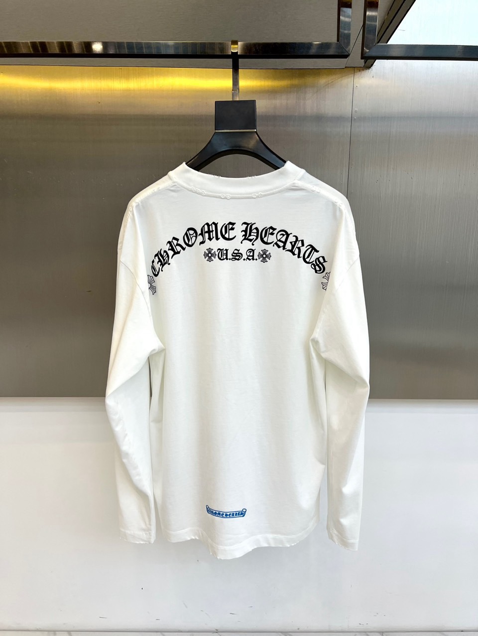 Chrome Herad克罗心、2026春夏新品简约风圆领长袖T恤，纯净底色，打造高级百搭的衣橱刚需。版