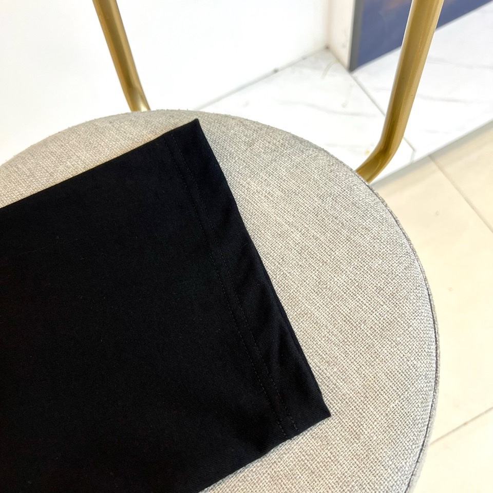 Acne Studios、2026春夏新品潮牌短T，货号66232，100%纯棉面料，基础款却暗藏潮牌巧