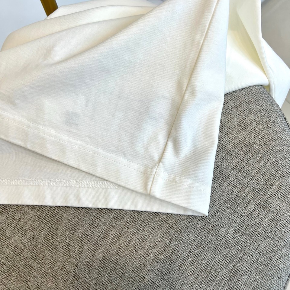 Acne Studios、2026春夏新品潮牌短T，货号66232，100%纯棉面料，基础款却暗藏潮牌巧