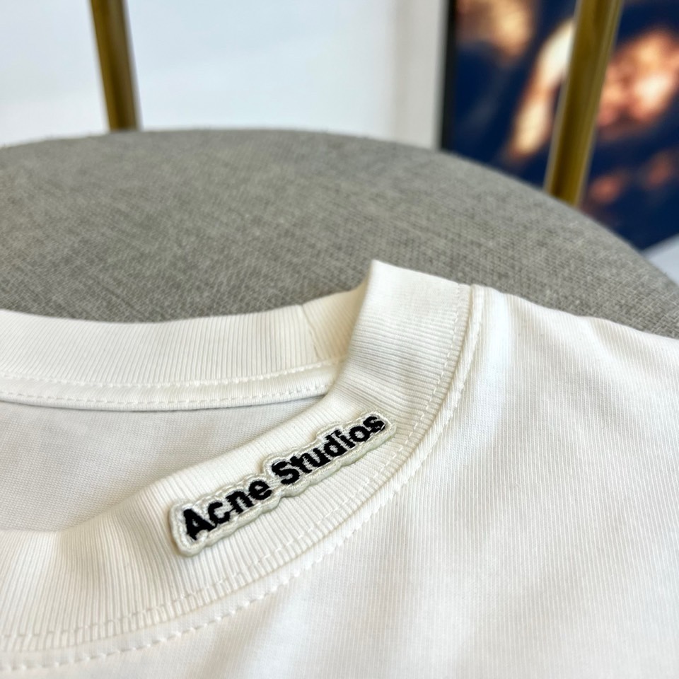 Acne Studios、2026春夏新品潮牌短T，货号66232，100%纯棉面料，基础款却暗藏潮牌巧