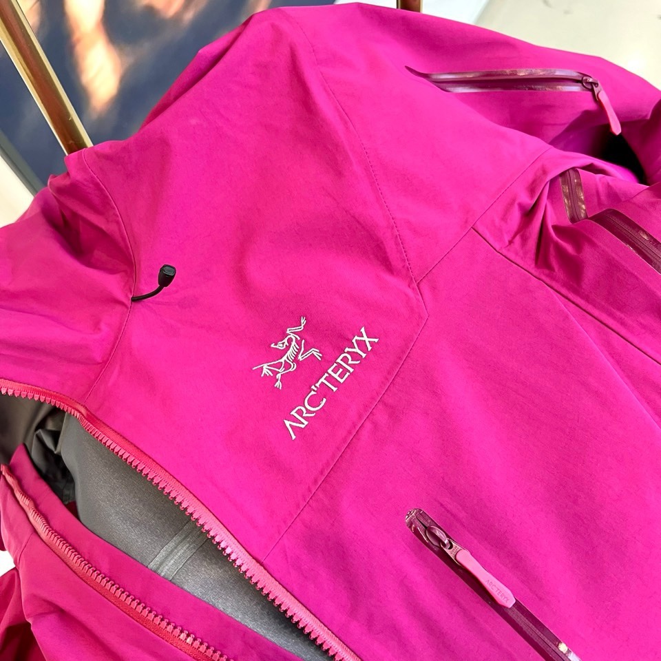 ARC'TERYX ALoro PianaHA SV 7代 【顶级版】| 巅峰再造，征服极限之境。专为高