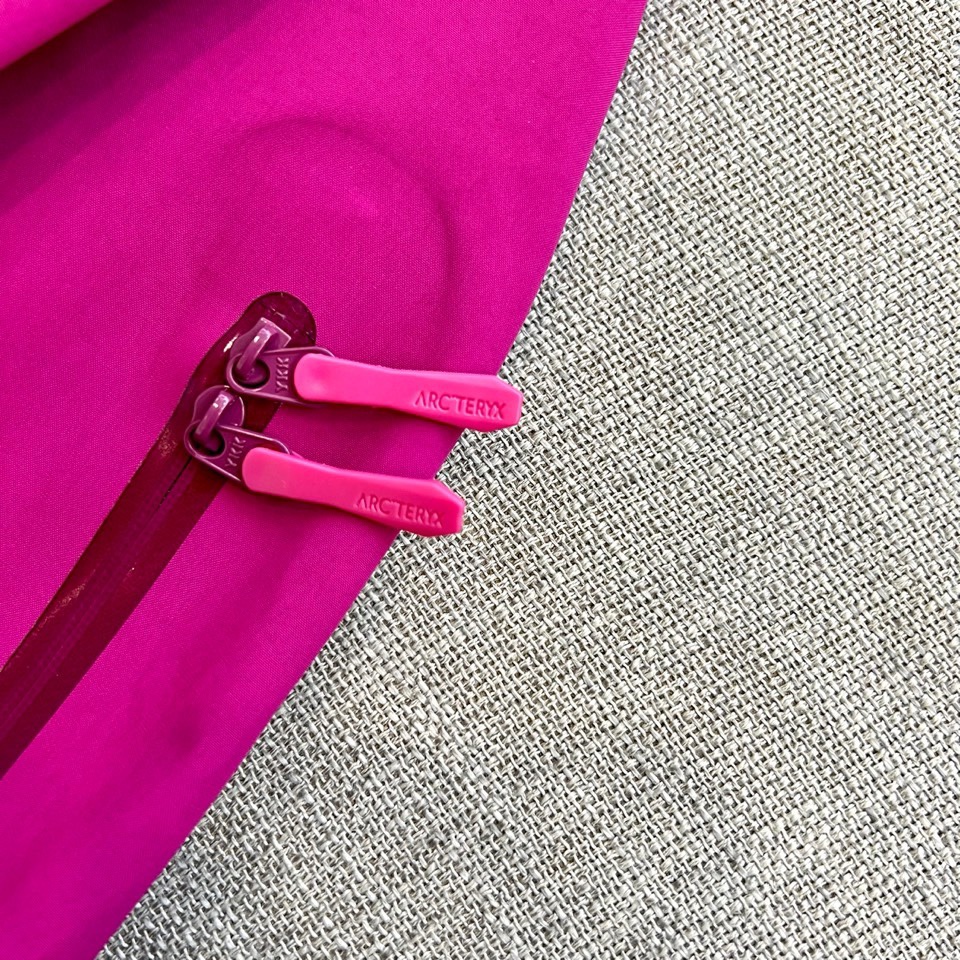 ARC'TERYX ALoro PianaHA SV 7代 【顶级版】| 巅峰再造，征服极限之境。专为高