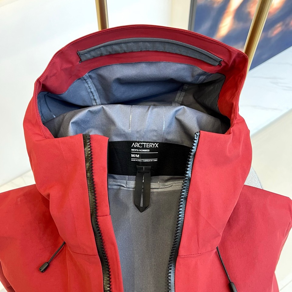 ARC‘TERYX/始祖鸟【顶级版，自带救援反射器】ALoro Pianaha系列 Sv 第7代 GOR