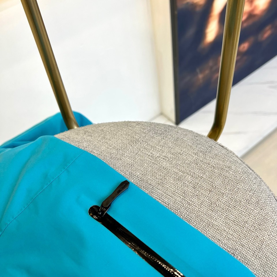 ARC‘TERYX/始祖鸟【顶级版，自带救援反射器】ALoro Pianaha系列 Sv 第7代 GOR